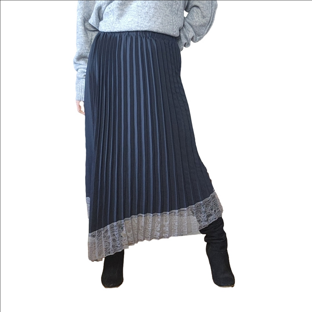 Midi skirt Pleated with lace trim Asymmetrical Black color LORI GOLDSTEIN - Picture 1 of 14